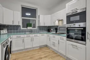 Camden 2BR Gem · Sleeps 5 · Prime Location - Image 4