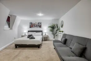 Camden 2BR Gem · Sleeps 5 · Prime Location - Image 3