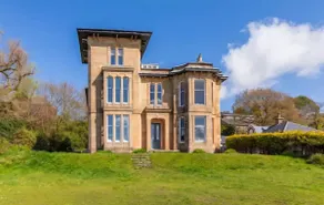Victorian Apartment with Sea Views - Image 3