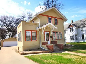 Family Friendly, Entire 3 bed 2 bath, Sleeps 5! - Image 2