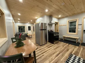 Modern Cozy Cabin on the Trail - Image 2