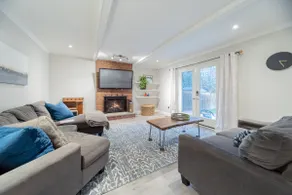 14 Seat dinning Spacious 5 bed | 1-min Westmount - Image 3