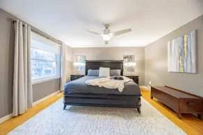 14 Seat dinning Spacious 5 bed | 1-min Westmount - Image 4