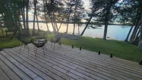 Evening Glory on the Lake: Luxury Getaway - Image 3