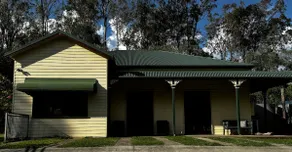 Roslyns Cottage Country Escape in Tamborine - Image 2