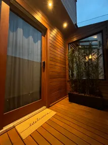 Romantic Chalet with Hot Tub | Self Check-in – Tubarão - Image 3