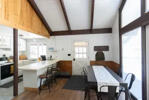 The Upstairs: Catskills Dog-Friendly Getaway - Image 5