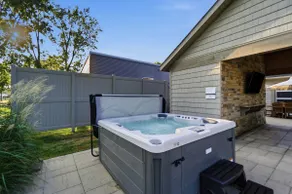 Lakefront Escape with Heated Pool & Hot Tub - Image 3