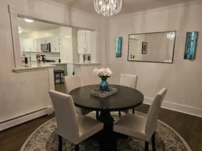 Townhouse on the Barre Commons - Image 4