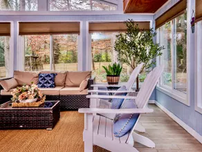 5BR/3BATH Comfort-Spacious Home w/Sunroom - Image 2