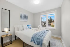 Arctic Escape: Modern & Cozy 3B/1B + Parking, 5G - Image 5