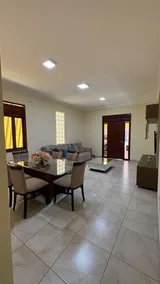 House with 4 en-suites, 6 bathrooms, leisure area, garage - Image 5