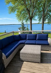 The Shore View-Waterfront|Sunset Views| King Bed - Image 4