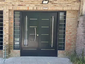 Quiet and private apartment, independent entrance. - Image 3