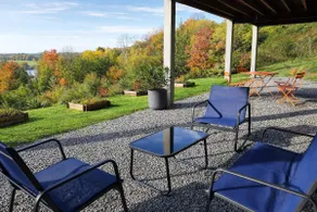 La Suite 1925: Private Hot Tub, Giant Screen TV, Terrace - Image 5