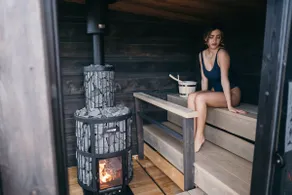 Hot tub and private sauna with a 180° view of the valley - Image 4
