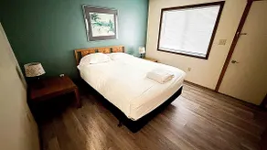 2BR Tri-Level Fun - Pack Your Adventure Hat! - Image 4