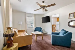 Quiet 2BR Home | 15 min to CHS & Near Park Circle - Image 2