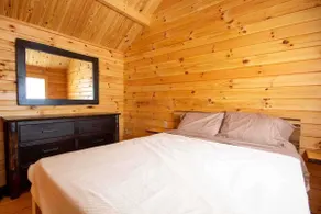 Cozy Cottage in Milton: Pet-Friendly - Image 2