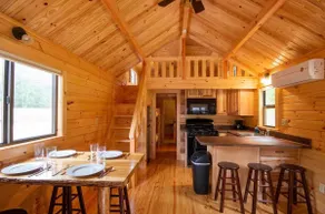 Cozy Cottage in Milton: Pet-Friendly - Image 3