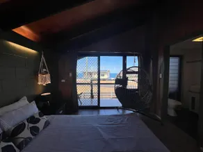 Coastal Lookout B&B with Panoramic Views - Image 2