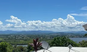Coastal Lookout B&B with Panoramic Views - Image 5