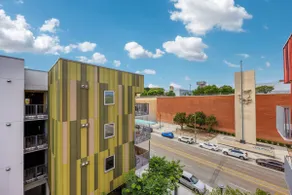 One Lux Stay 2BR Family Apartment with Parking - Image 4