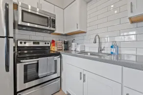 Close to Banner Medical Center | Cozy 1 Bed - Image 2