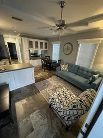 BJ's Bungalow - Image 2