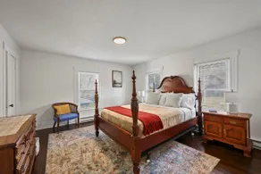 Stylish Berkshires Retreat - Image 4