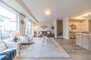 Modern 4BR Oakville Townhouse - Image 5