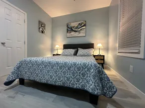 Comfy-Stylish Studio Close to Downtown Durham (4) - Image 4