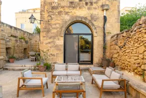 Rustic Farmhouse with Pool - Image 2