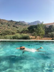 Spacious villa in a beautiful location in the province of Malaga - Image 2