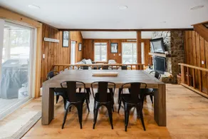 Sleeps 12 | Arcade Bunk Room | 3 Min to Downtown - Image 3