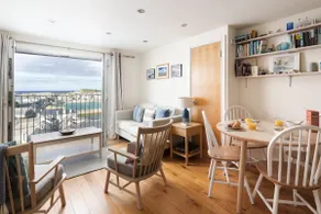 Harbour View House - Image 5