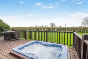 Field View 1 bed-No Pets-Cedar - Image 3