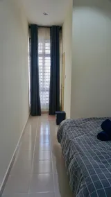 Hikari Nest Homestay - 3 Aircond Bedrooms & Wi-Fi - Image 3