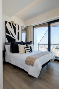 Skyland 22 Penthouse - Image 4
