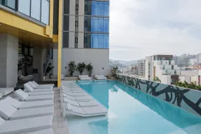 Skyland 22 Penthouse - Image 5