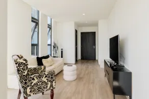 Skyland 22 Penthouse - Image 3