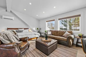 Loft On The Lane- Modern Luxury Meets Cozy Comfort - Image 2