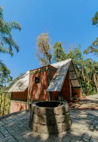 Arezzo Cabin • Cozy Nature Retreat - Image 5