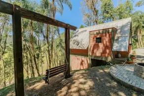 Arezzo Cabin • Cozy Nature Retreat - Image 4