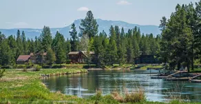 Spacious 5BR Home w/ River Access + Amenities - Image 5