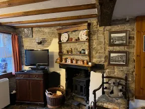 Romantic Holiday Cottage, Kington, Nr Hay On Wye, Gales Gales - Image 2