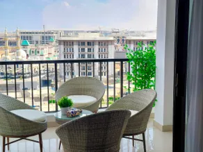 Elevated 2BR | Stunning views • Pool & Mall Access - Image 2