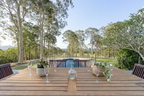Mara Luxe Farm Stay 20 mins from Beach - Image 2
