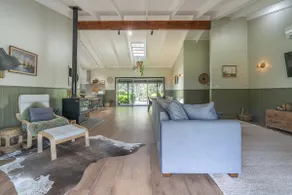 Mara Luxe Farm Stay 20 mins from Beach - Image 4