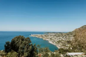 Villa with Infinity Garden and Sea View - Image 3